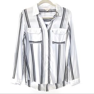 STRIPED POCKET BUTTON DOWN SHIRT